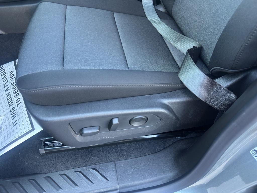 new 2025 Chevrolet Colorado car, priced at $34,140