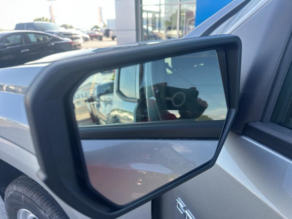 new 2025 Chevrolet Colorado car, priced at $34,140