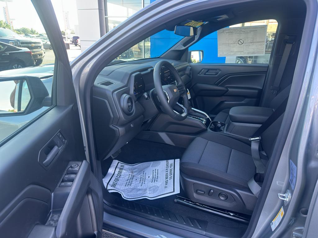new 2025 Chevrolet Colorado car, priced at $34,140