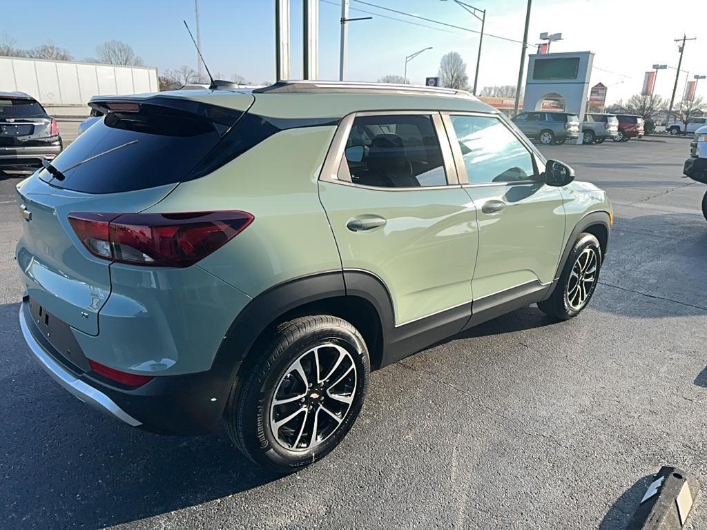 new 2025 Chevrolet TrailBlazer car, priced at $27,080