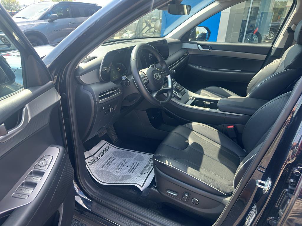 used 2025 Hyundai Palisade car, priced at $36,878