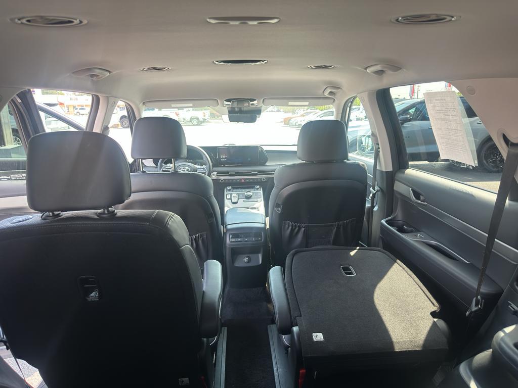 used 2025 Hyundai Palisade car, priced at $36,878