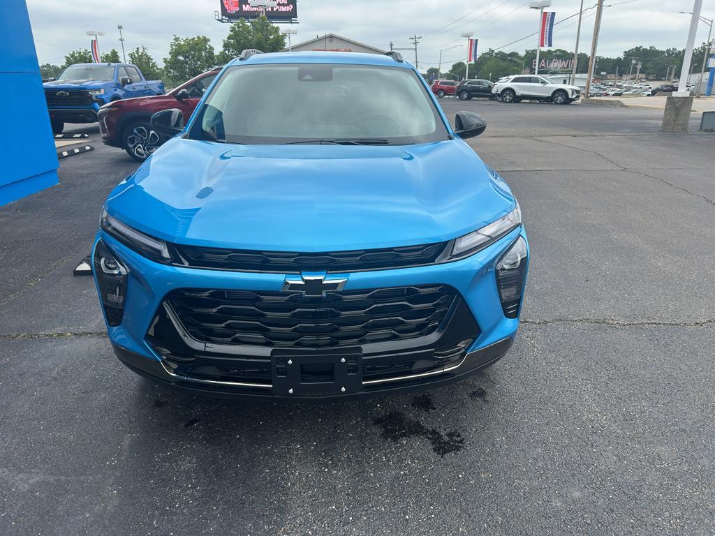 new 2025 Chevrolet Trax car, priced at $27,235