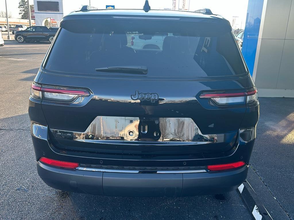 used 2024 Jeep Grand Cherokee L car, priced at $40,988