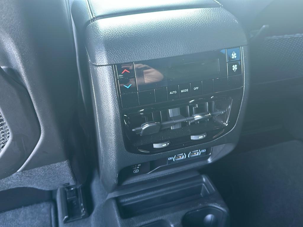 used 2024 Jeep Grand Cherokee L car, priced at $40,988