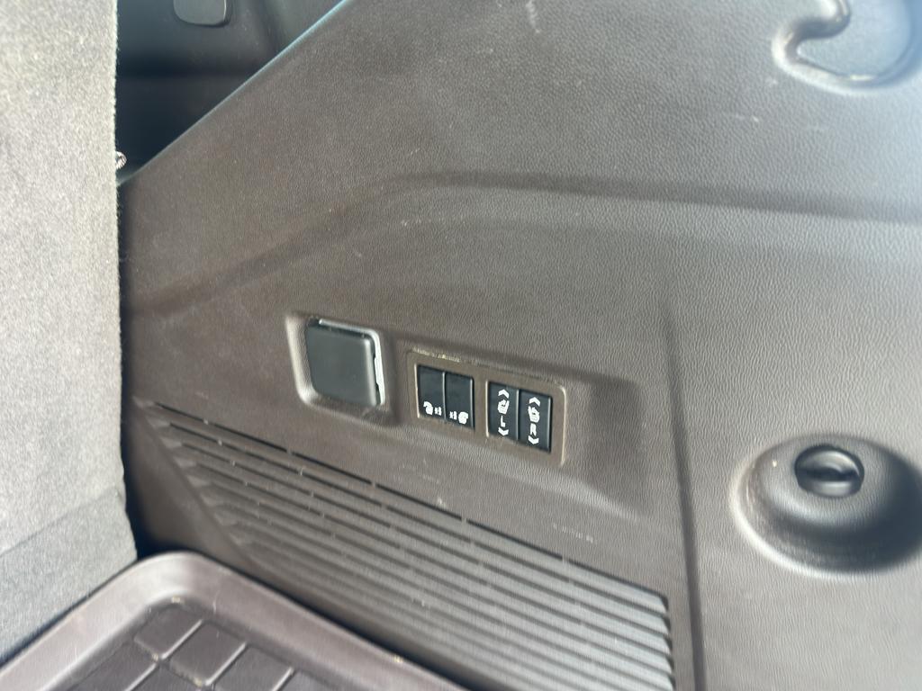 used 2022 Chevrolet Tahoe car, priced at $56,988