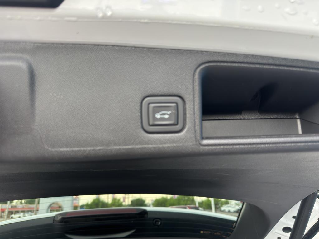 used 2024 GMC Terrain car, priced at $31,988
