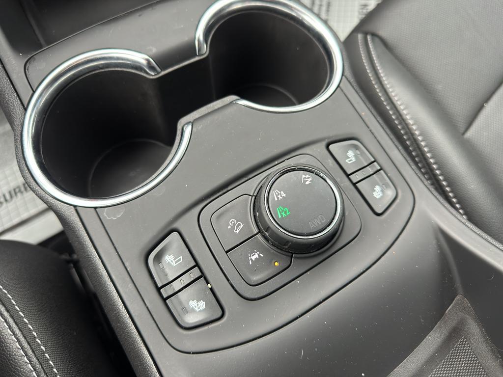 used 2024 GMC Terrain car, priced at $31,988