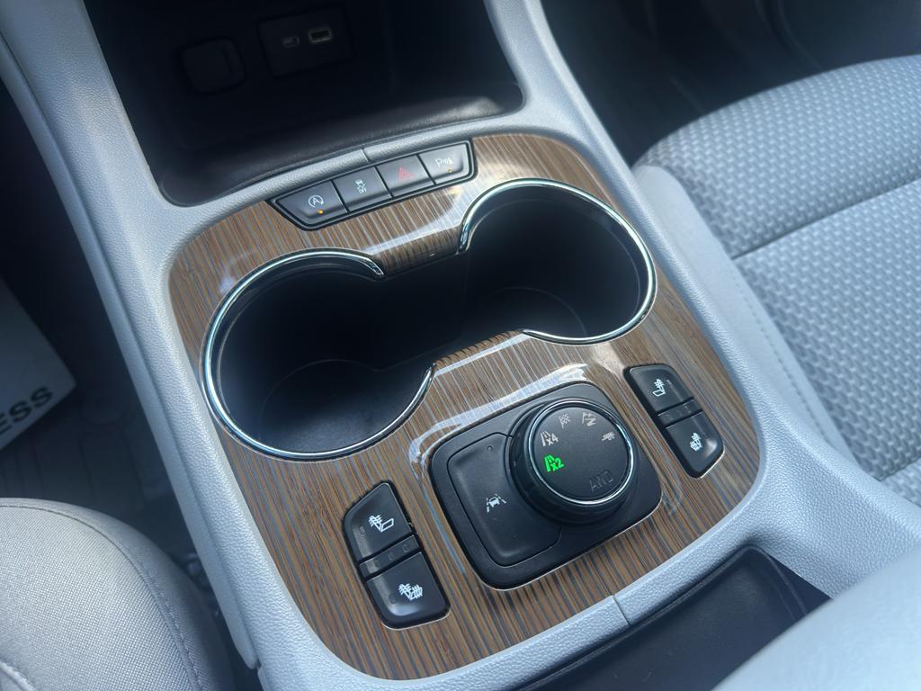 used 2021 GMC Acadia car, priced at $22,988