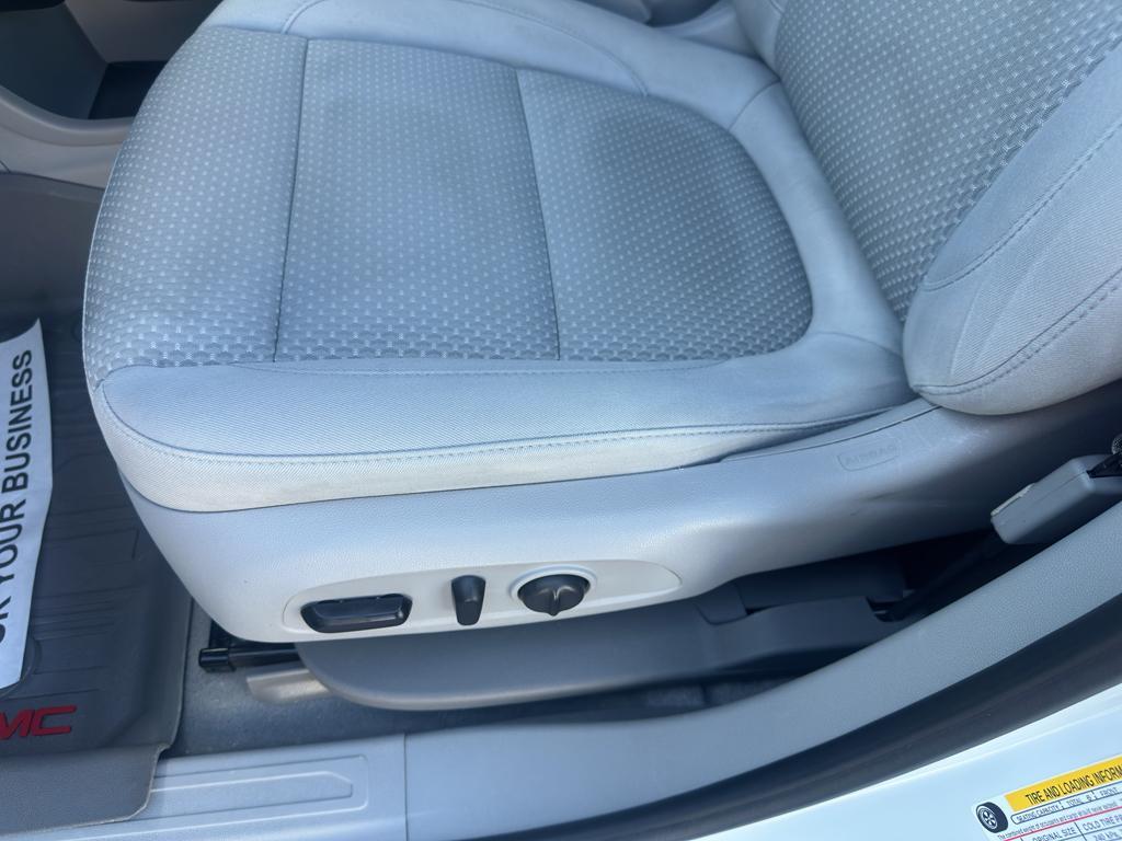 used 2021 GMC Acadia car, priced at $22,988