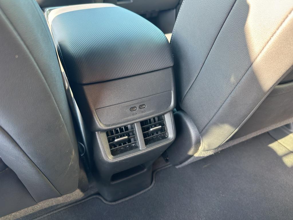 used 2025 Chevrolet Equinox car, priced at $30,988