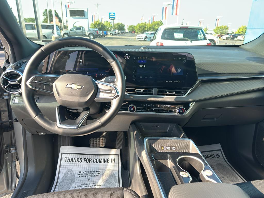 used 2025 Chevrolet Equinox car, priced at $30,988