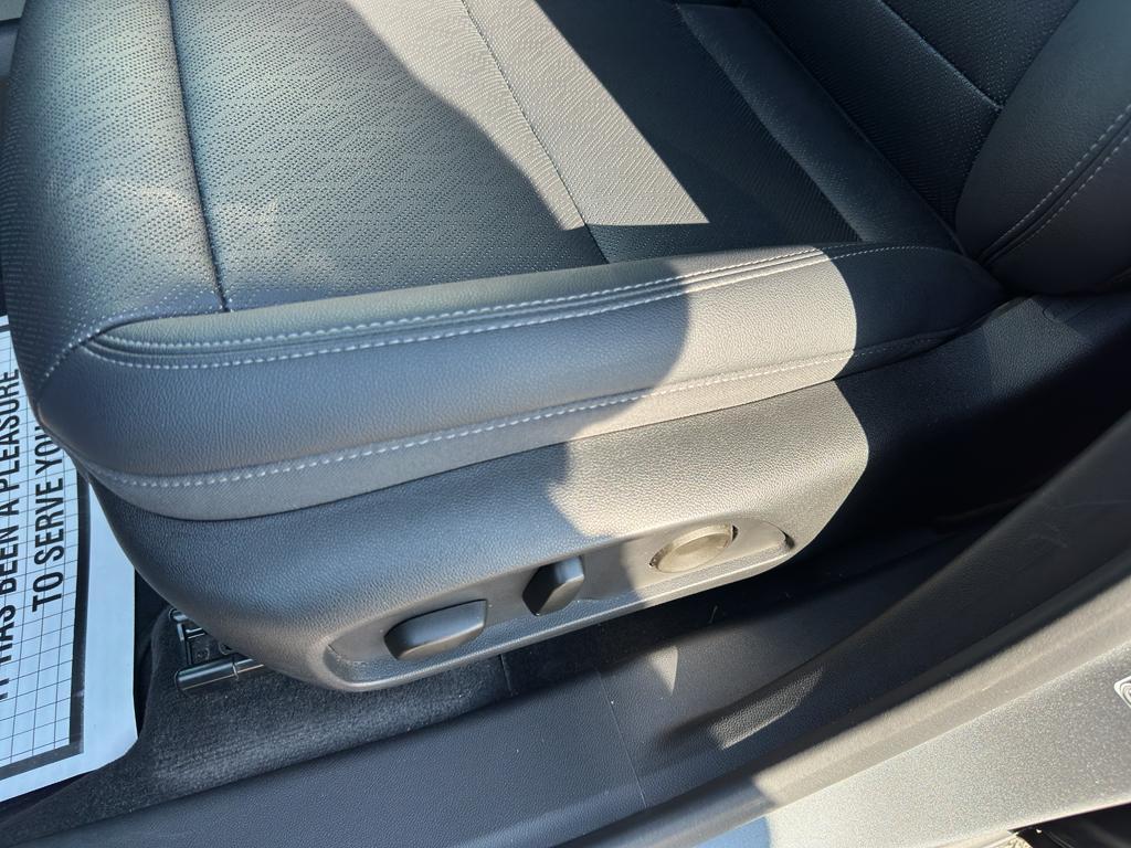 used 2025 Chevrolet Equinox car, priced at $30,988
