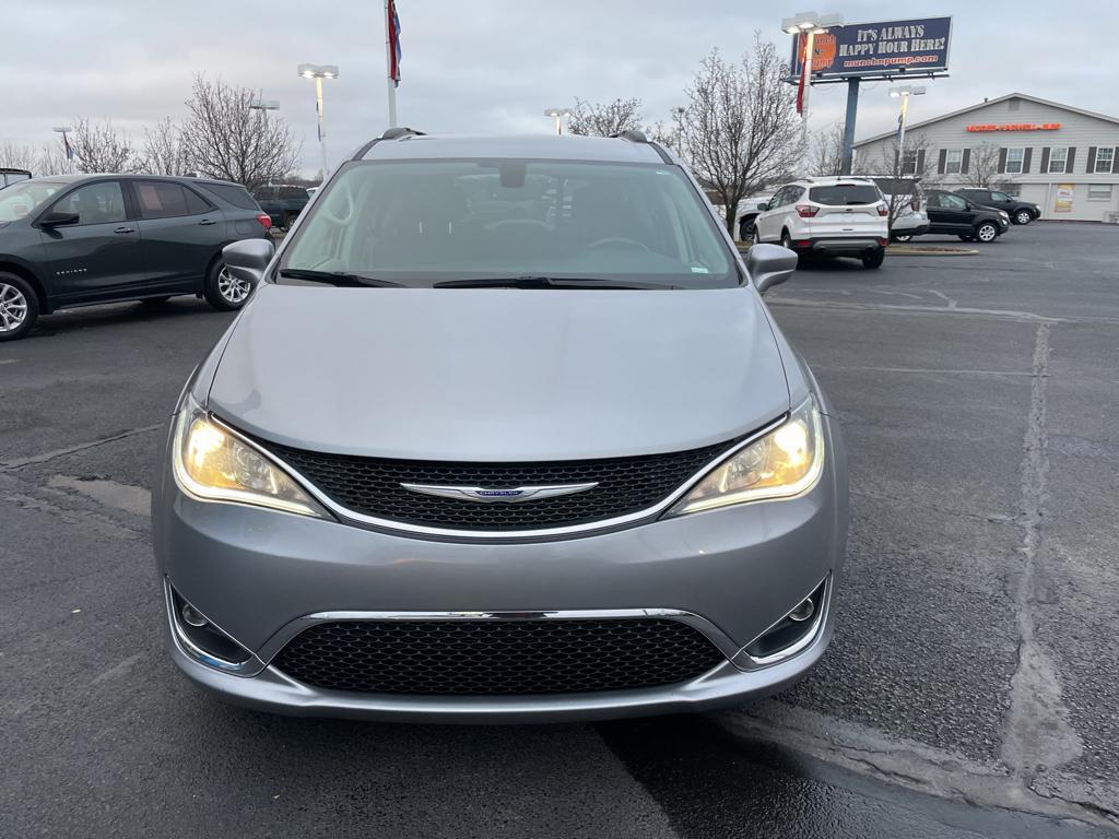 used 2020 Chrysler Pacifica car, priced at $24,400