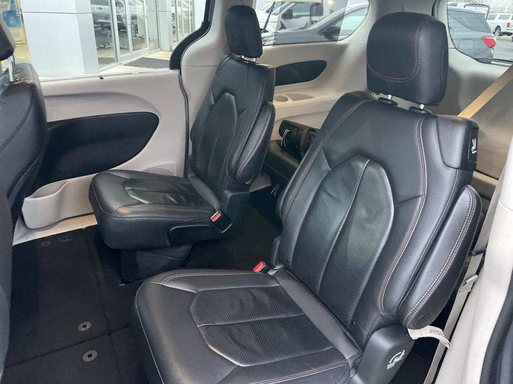 used 2020 Chrysler Pacifica car, priced at $24,400