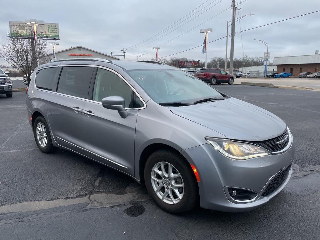 used 2020 Chrysler Pacifica car, priced at $24,400