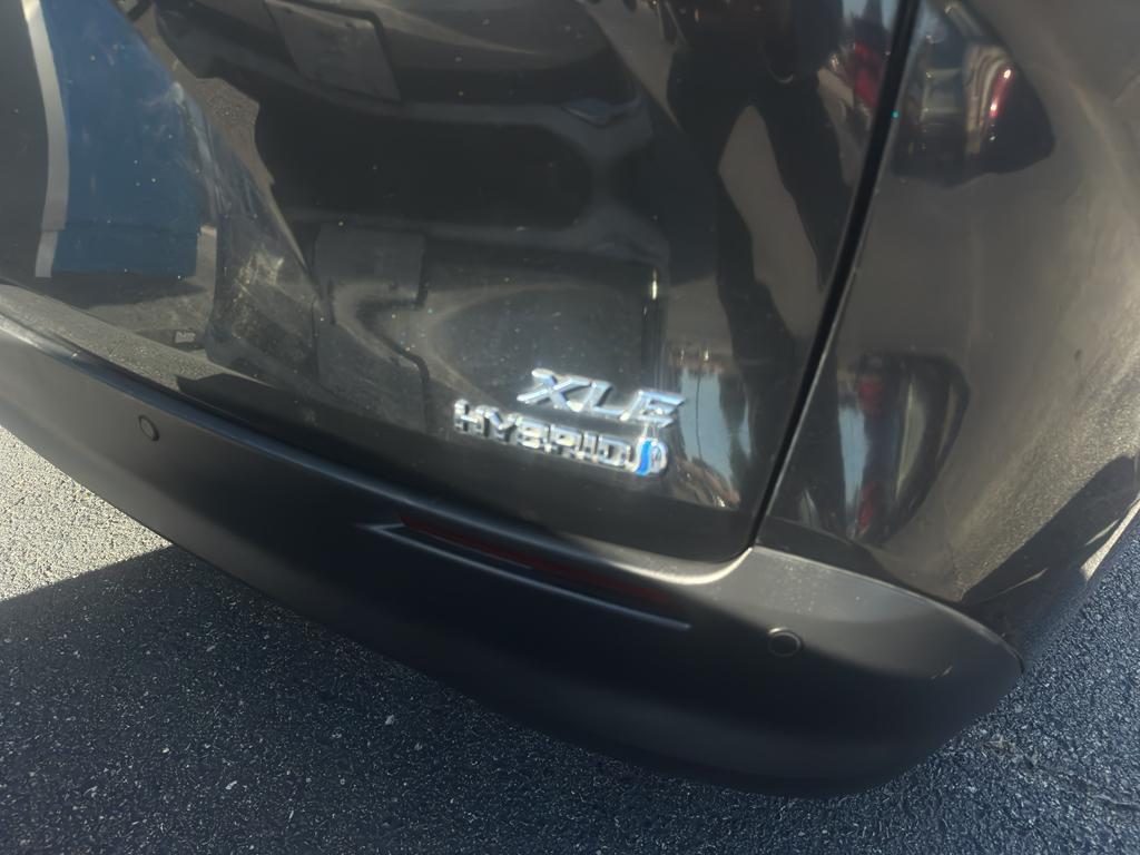 used 2024 Toyota Sienna car, priced at $43,988