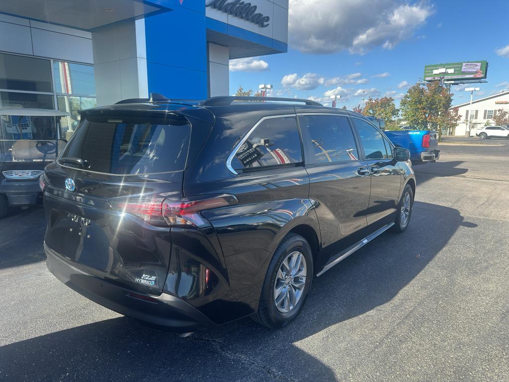 used 2024 Toyota Sienna car, priced at $43,988