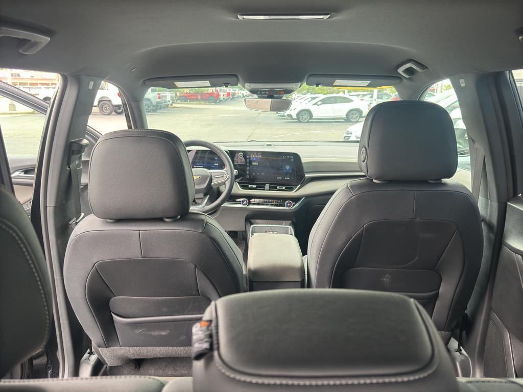 used 2025 Chevrolet Equinox car, priced at $32,988