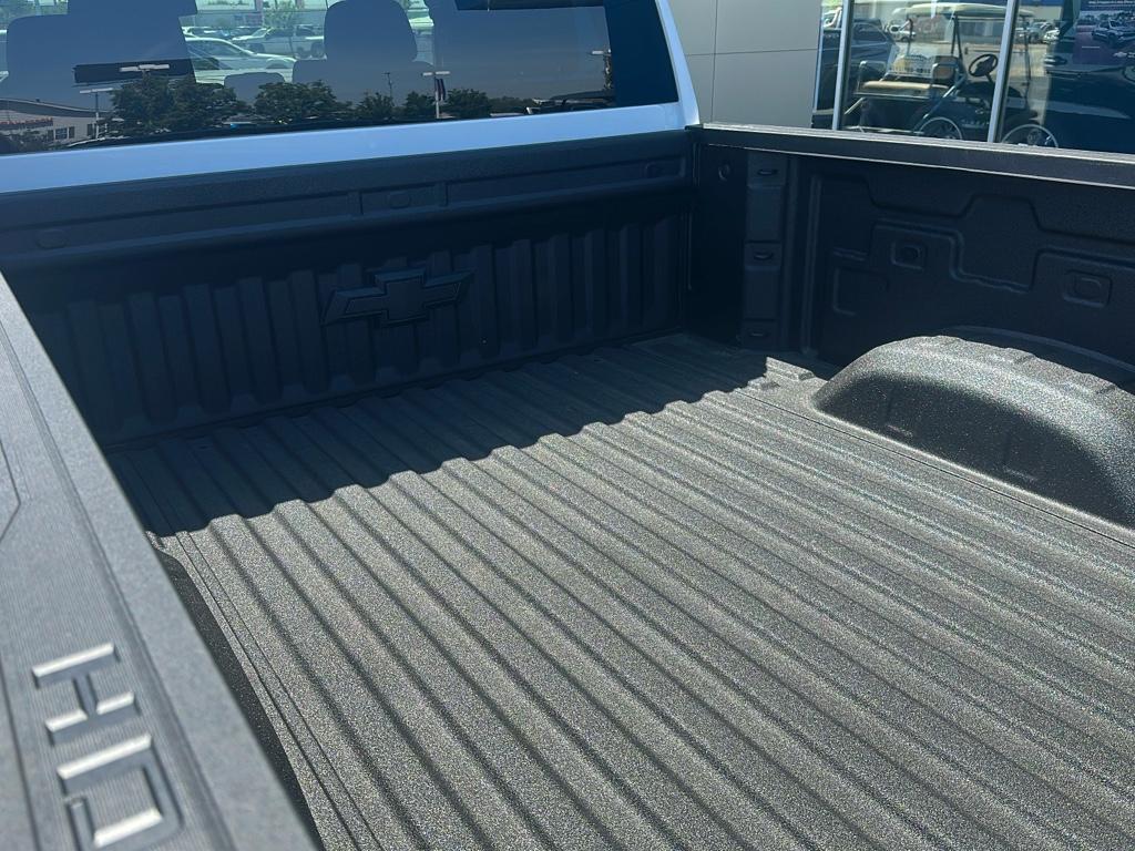 new 2025 Chevrolet Silverado 2500 car, priced at $72,980