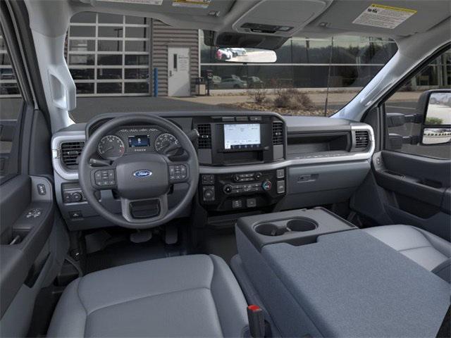 new 2024 Ford F-250 car, priced at $48,395