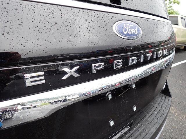 used 2022 Ford Expedition car, priced at $47,871