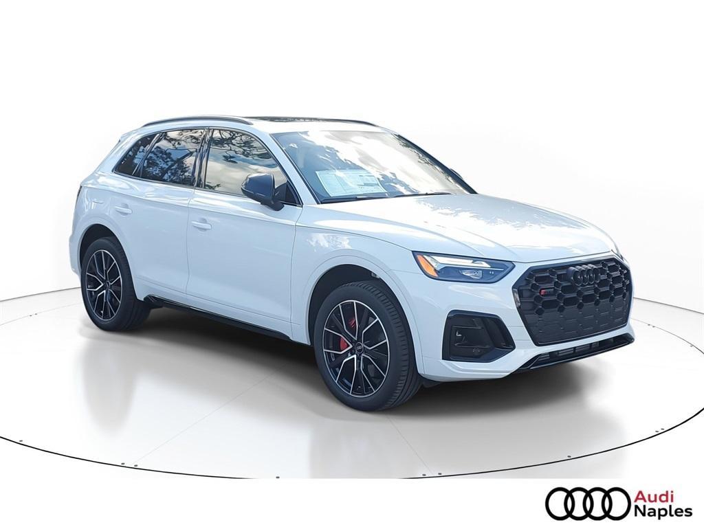 new 2025 Audi SQ5 car