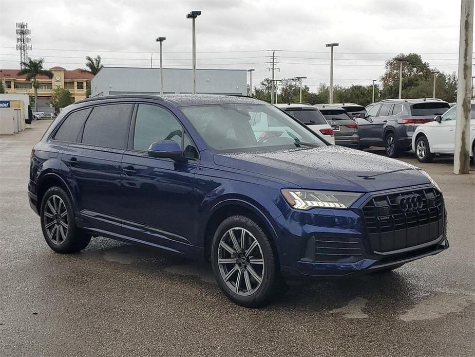 used 2023 Audi Q7 car, priced at $52,767