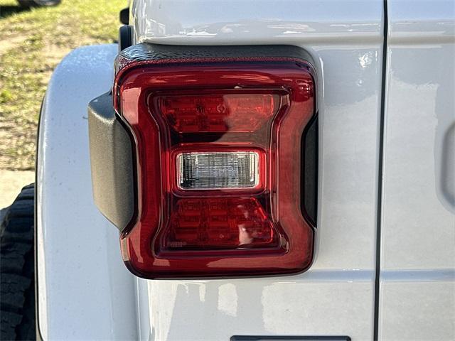 used 2021 Jeep Wrangler Unlimited car, priced at $36,336