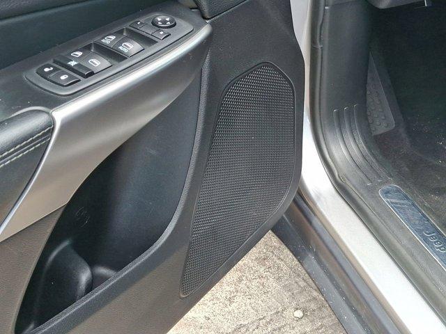used 2020 Jeep Cherokee car, priced at $14,647