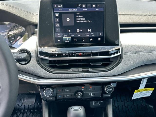 new 2025 Jeep Compass car, priced at $28,363