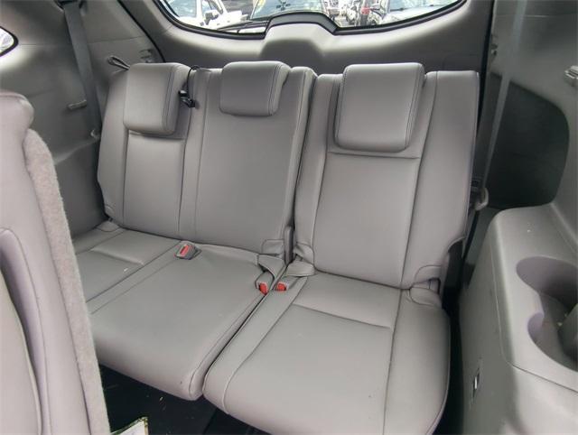 used 2016 Toyota Highlander car, priced at $17,874