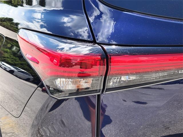 used 2021 Toyota Highlander car, priced at $32,979