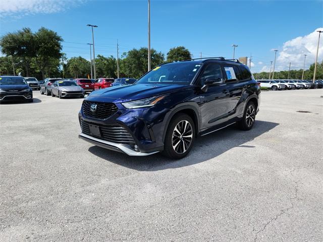 used 2021 Toyota Highlander car, priced at $32,979