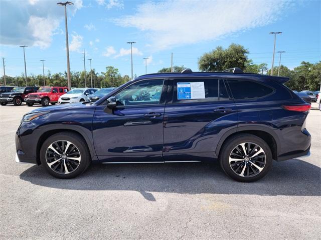 used 2021 Toyota Highlander car, priced at $32,979