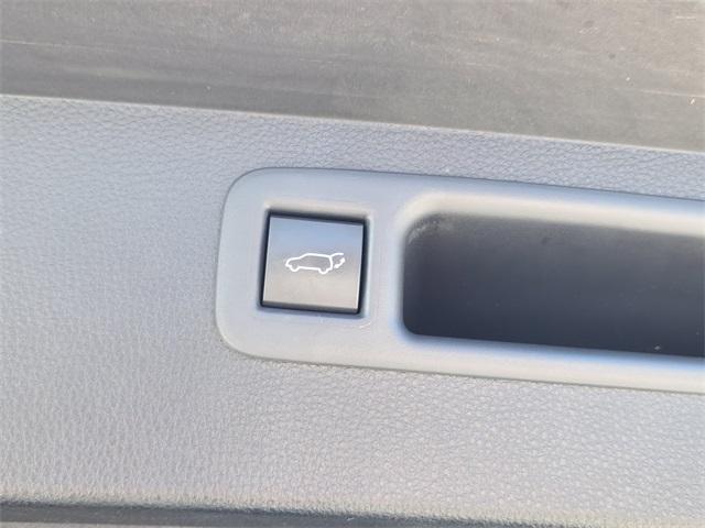 used 2021 Toyota Highlander car, priced at $32,979