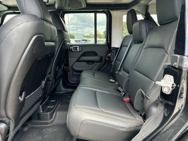 new 2025 Jeep Wrangler car, priced at $53,902