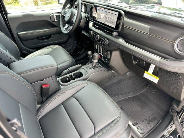 new 2025 Jeep Wrangler car, priced at $53,902