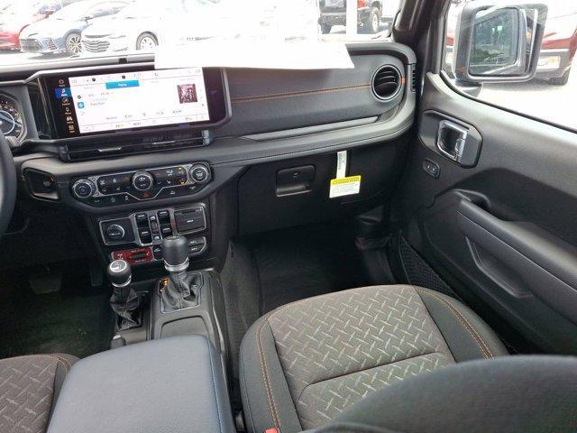 new 2025 Jeep Gladiator car, priced at $54,093