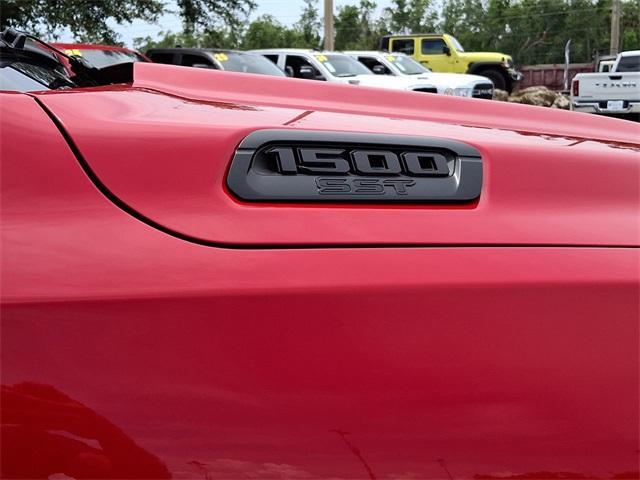 new 2025 Ram 1500 car, priced at $53,329
