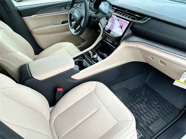 new 2025 Jeep Grand Cherokee L car, priced at $51,522