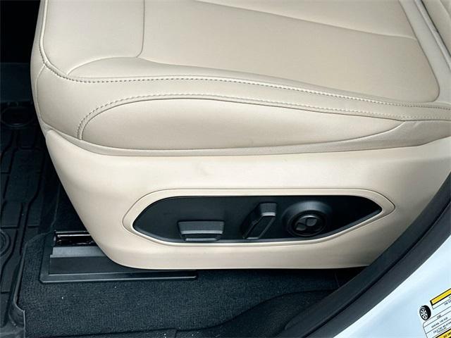 new 2025 Jeep Grand Cherokee L car, priced at $51,522