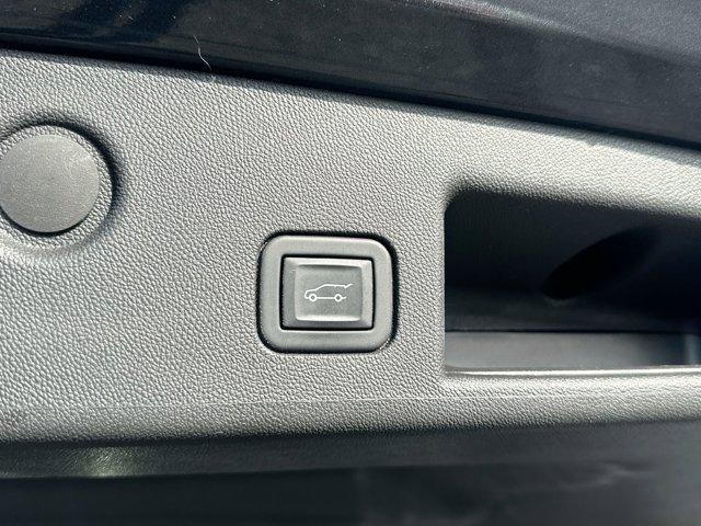 used 2022 Chevrolet Equinox car, priced at $22,416