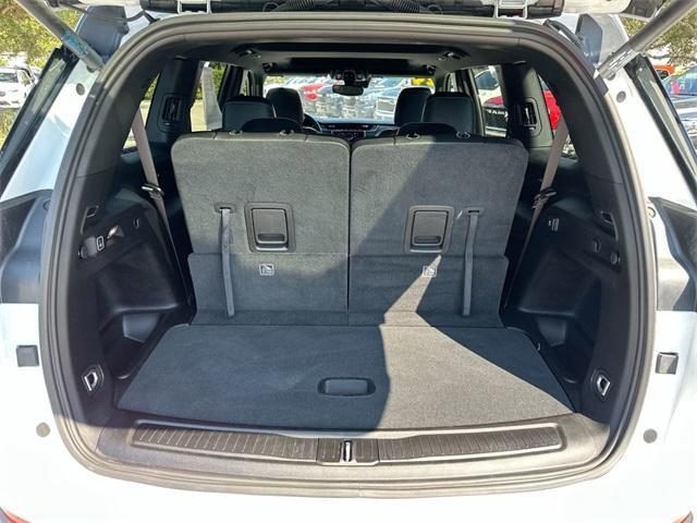 used 2024 Jeep Grand Cherokee L car, priced at $35,368