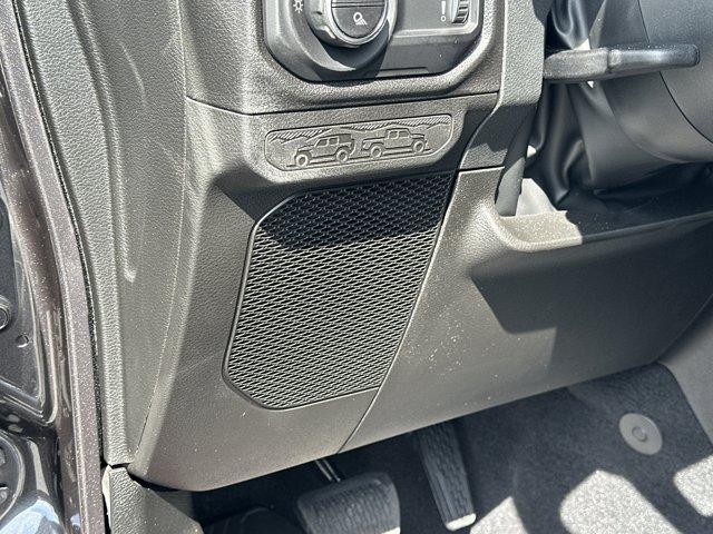 new 2025 Jeep Gladiator car, priced at $45,485