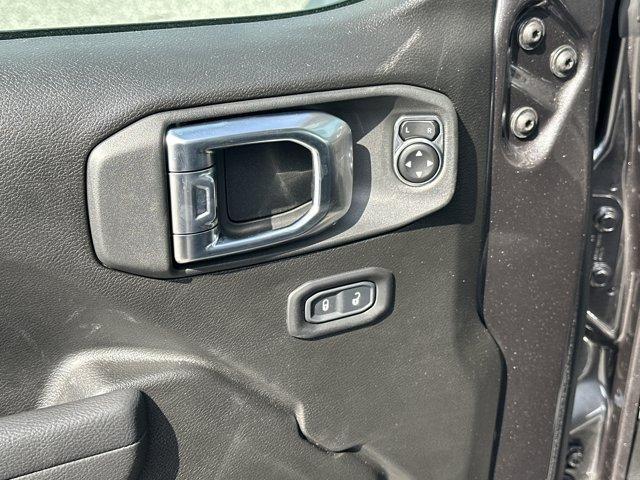 new 2025 Jeep Gladiator car, priced at $45,485