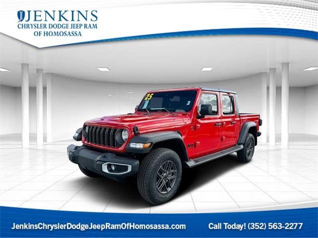 new 2025 Jeep Gladiator car, priced at $45,485