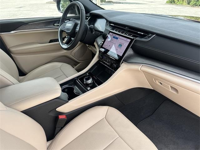 used 2024 Jeep Grand Cherokee car, priced at $34,956