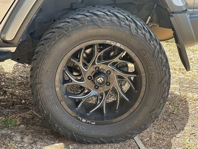 used 2020 Jeep Wrangler Unlimited car, priced at $26,320