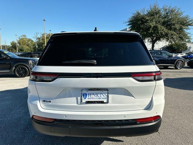 new 2025 Jeep Grand Cherokee car, priced at $44,721